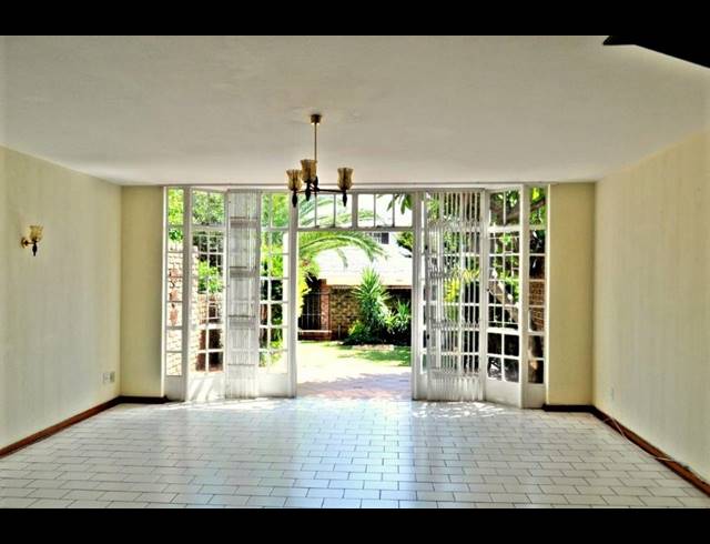 2 BEDROOM DUPLEX RENTED IN WATERKLOOF GLEN